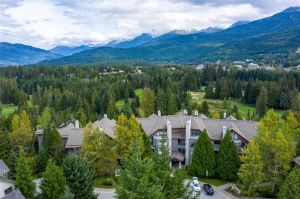 209 3317  Ptarmigan Place, Whistler