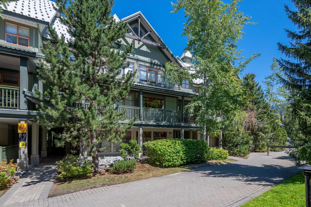 117 4355  Northlands Boulevard, Village