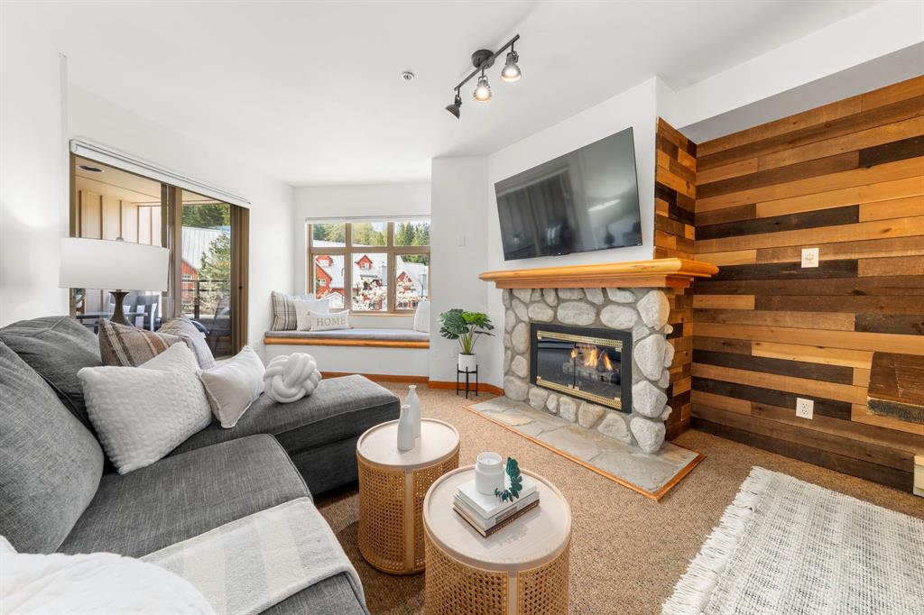 204 2050 Lake Placid Road 204, Whistler 204 2050 Lake Placid Road, Whistler Creek