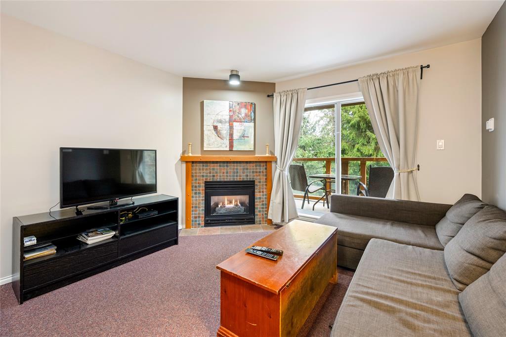 112 4388  Northlands Boulevard, Village