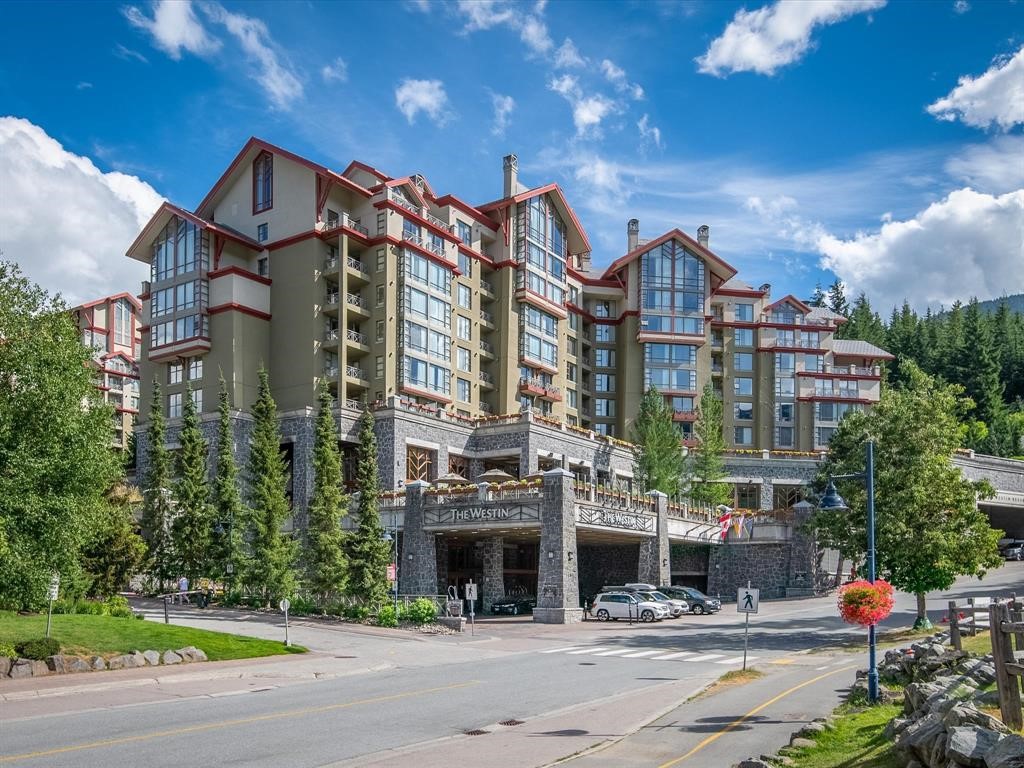 516 4090  Whistler Way, Village
