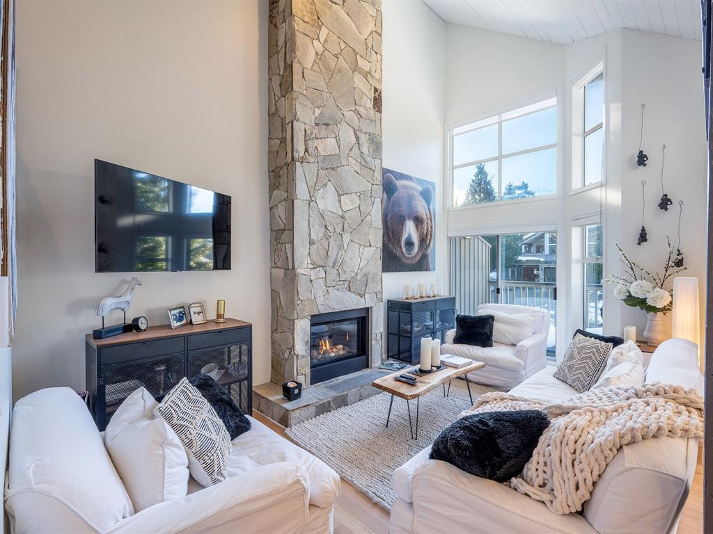 2219 Aspen Drive, Whistler 2219 Aspen Drive, Nordic