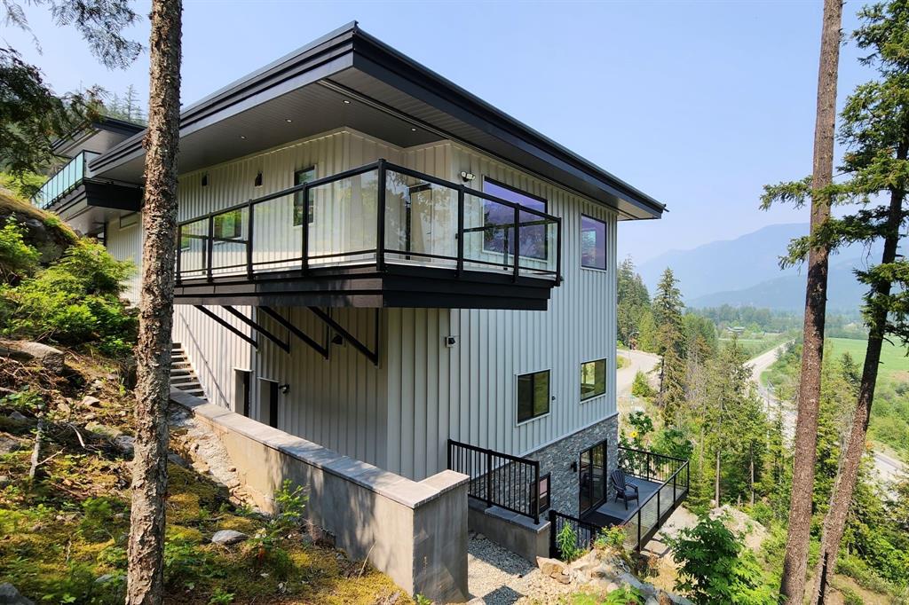 SL4 1307 Eagle Drive SL4, Pemberton SL4 1307 Eagle Drive, Pemberton